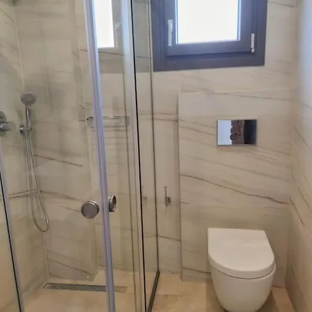 Krystalias Luxury