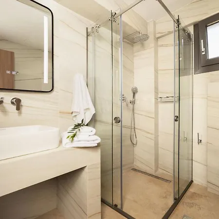 Krystalias Luxury