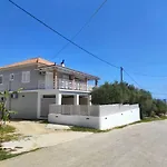 Krystalias Luxury Apartament *