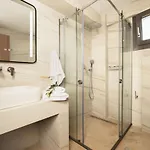Krystalias Luxury
