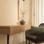Krystalias Luxury Apartament *